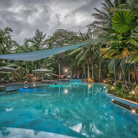 Oasis At Palm Cove Aparthotel Εξωτερικό φωτογραφία