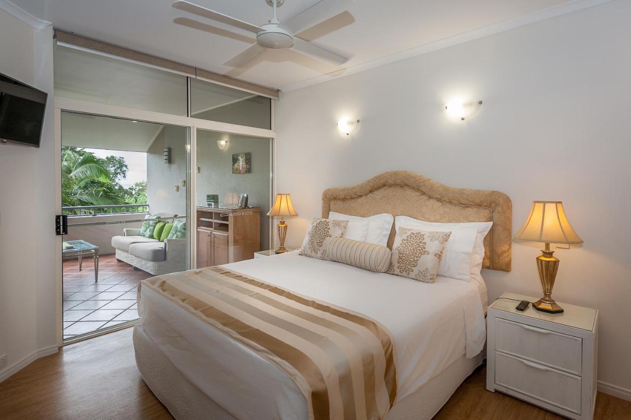 Oasis At Palm Cove Aparthotel Εξωτερικό φωτογραφία
