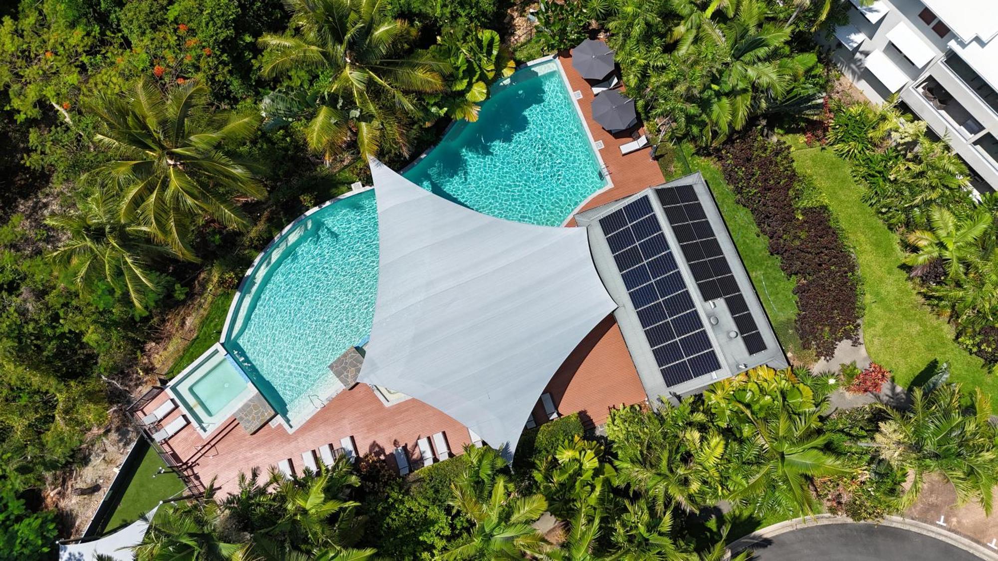 Oasis At Palm Cove Aparthotel Εξωτερικό φωτογραφία
