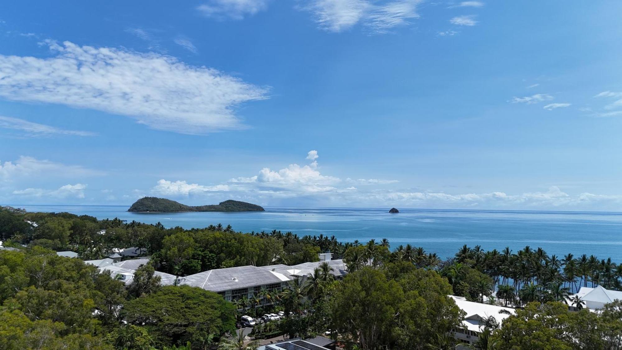 Oasis At Palm Cove Aparthotel Εξωτερικό φωτογραφία