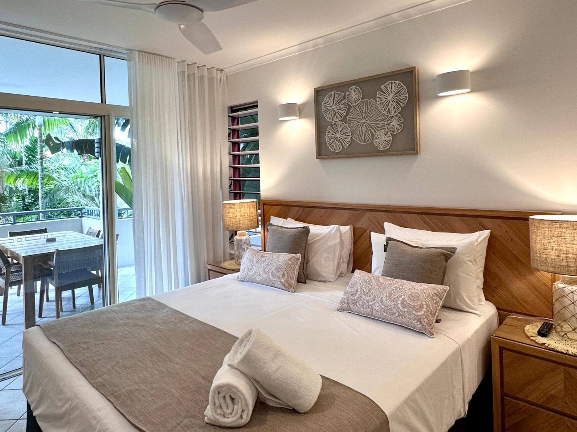 Oasis At Palm Cove Aparthotel Εξωτερικό φωτογραφία