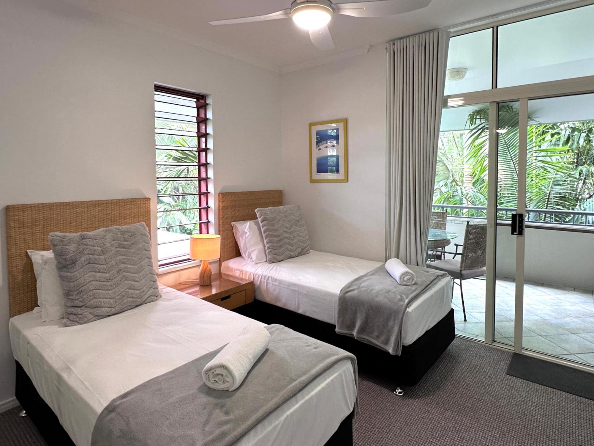 Oasis At Palm Cove Aparthotel Εξωτερικό φωτογραφία
