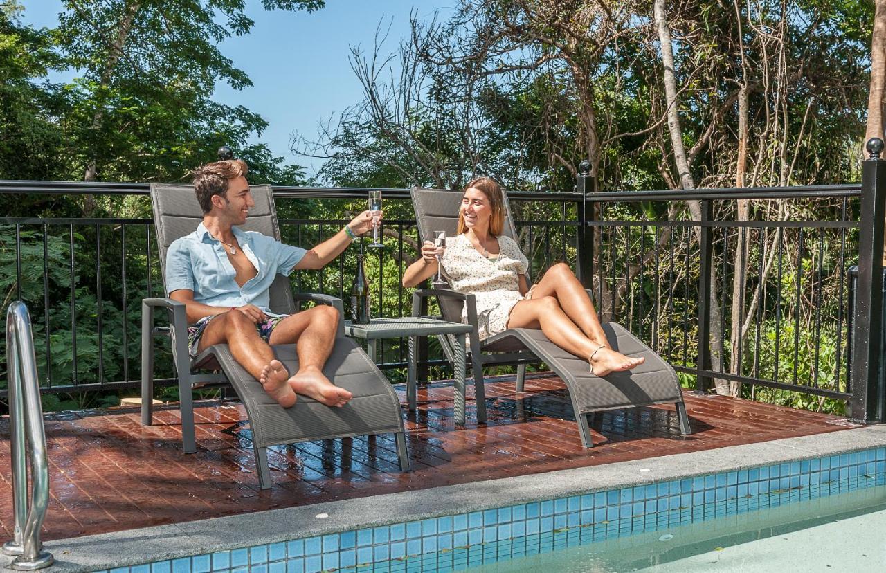 Oasis At Palm Cove Aparthotel Εξωτερικό φωτογραφία